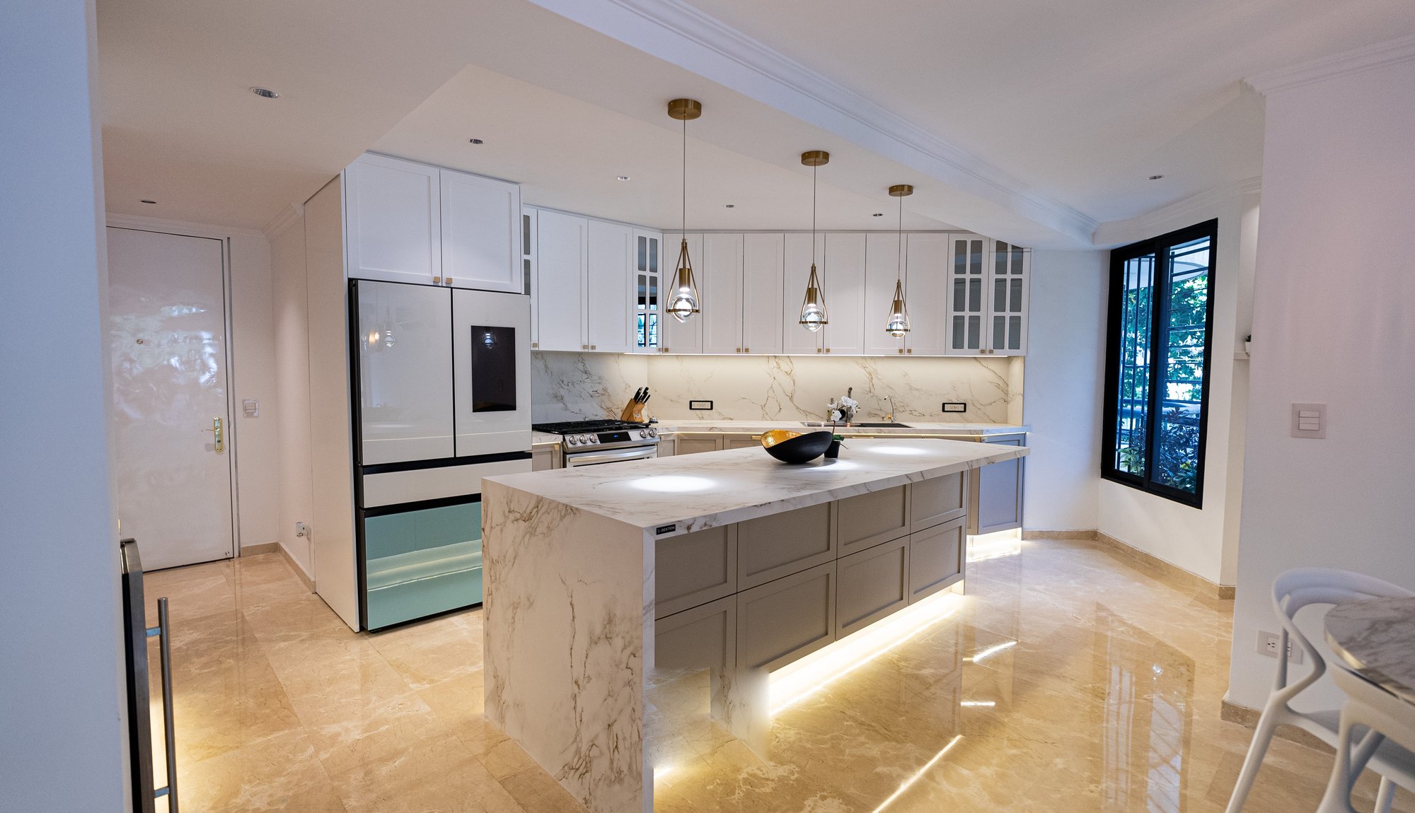 Cocina modular fabricada por TuMobili en Caracas